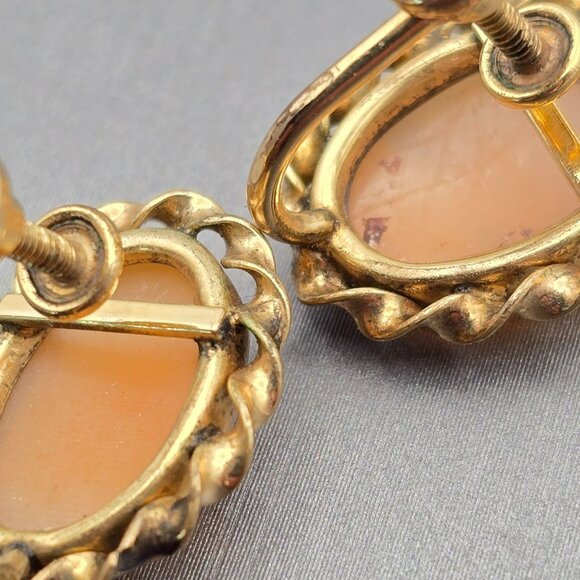 VTG AMCO 12k Gold Filled Shell Cameo Screw Back Earrings .75" 1960s - Picture 8 of 9